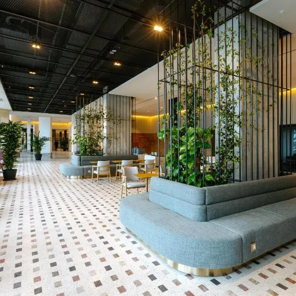 Mziuri Gardens Apartment, Batumi，位于马钦加里的酒店