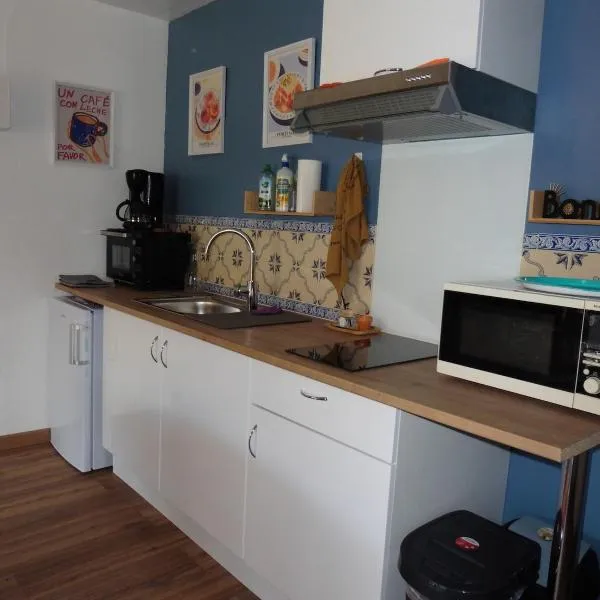 Gîte 3 La vigne est belle pour 1 à 3 personnes，位于Lagarde-sur-le-Né的酒店