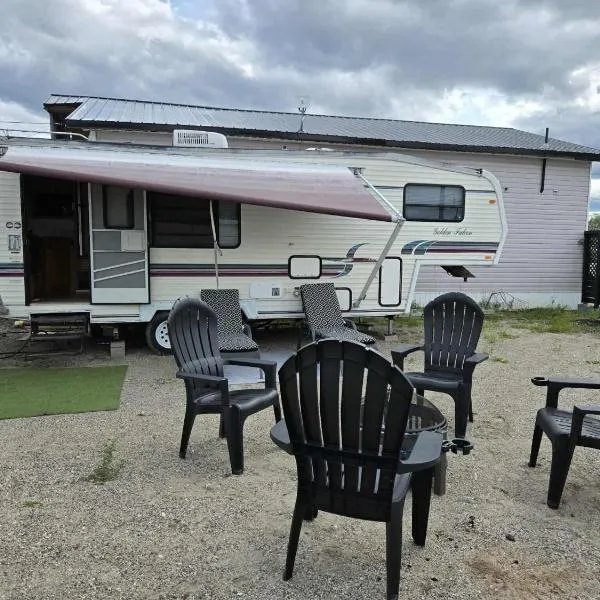 Gtown Campers，位于Geraldton的酒店