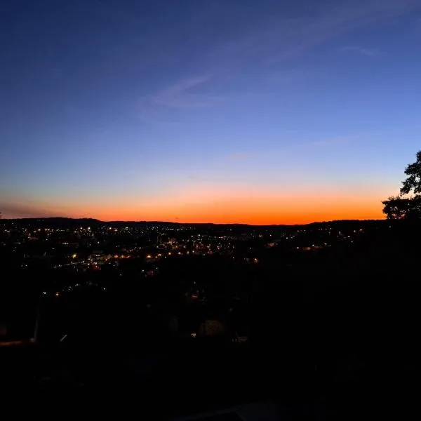 Brive, La Villa Bellevue，位于Buissou的酒店