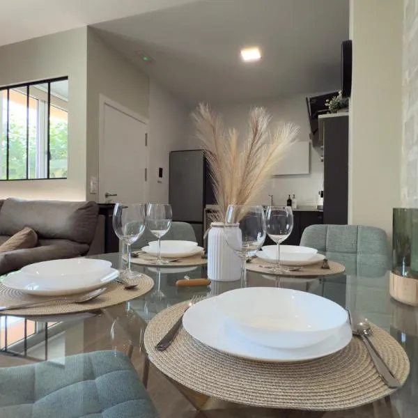 Carude 76，位于蒙福特·德·莱蒙斯的酒店