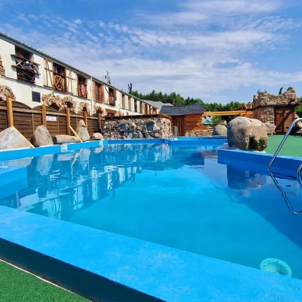 Hotel Kocourkov，位于赫林斯科的酒店