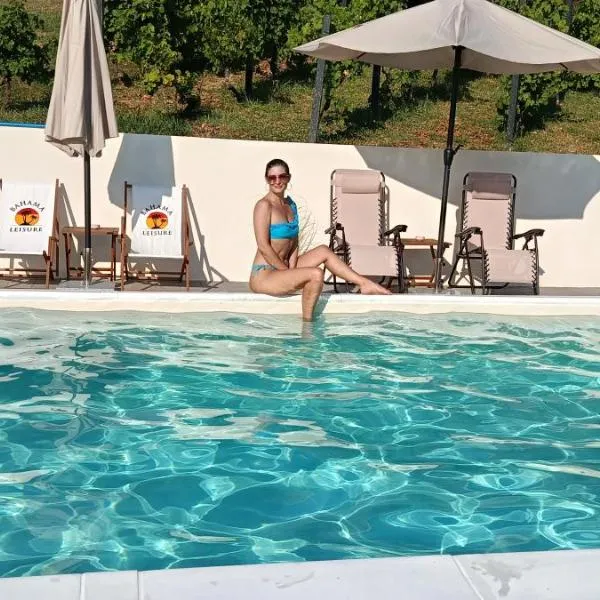 Panorama Pool Hills，位于Ledinci的酒店