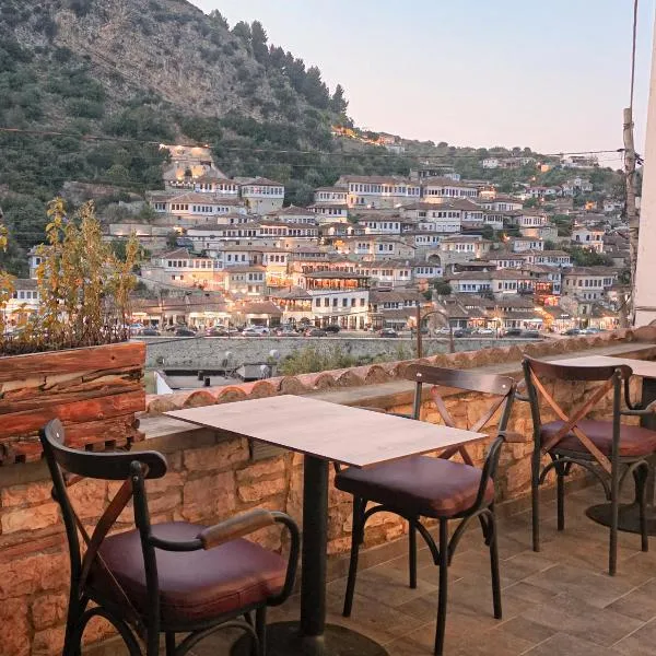 Hotel Taraca Gorice - UNESCO quarter，位于培拉特的酒店