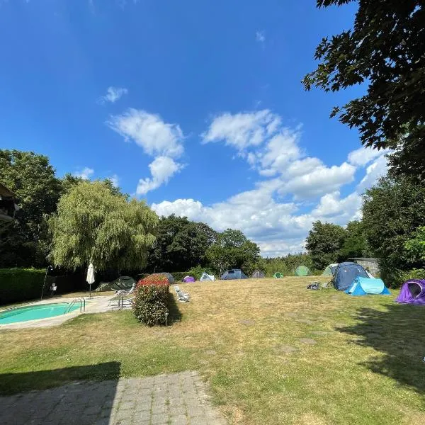Tents @ Tomorrowland，位于Rumst的酒店