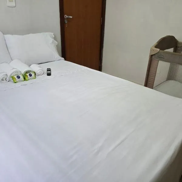 Edificio Hayannes - 1 - Quarto - 1-Banheiro - 1 Garagem Coberta - Taxa Para Hospedes Com Pets，位于马林加的酒店