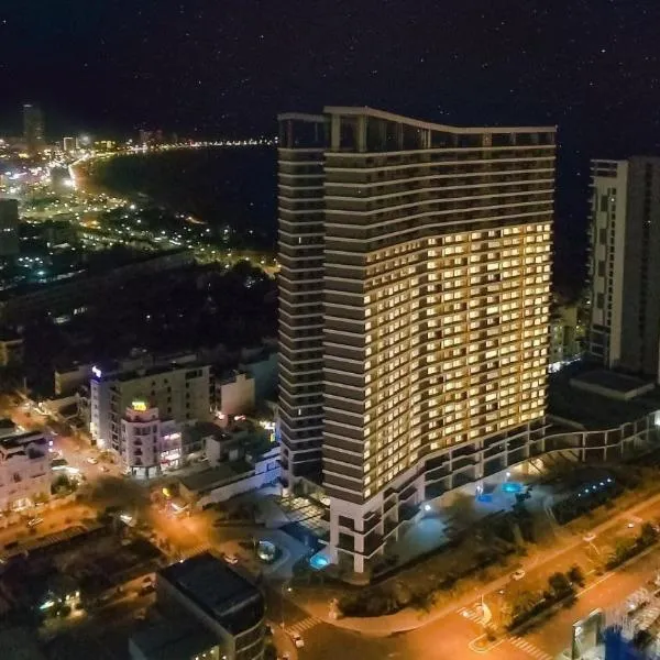 FLC Sea Tower Quy Nhơn View Biển，位于归仁的酒店