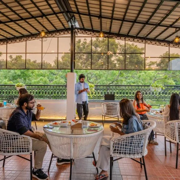 The Social Stays Bangalore formerly ArtBuzz，位于班加罗尔的酒店