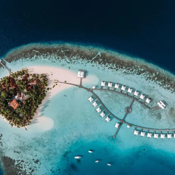 Diamonds Athuruga Maldives Resort & Spa，位于阿沙格岛的酒店