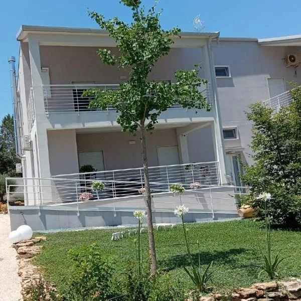 L'ulivo D'oro，位于拉泰尔扎的酒店