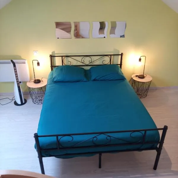 très grand appartement de 90 m2 avec trois ventilateurs, jusqu'à 6 personnes，位于Thyez的酒店