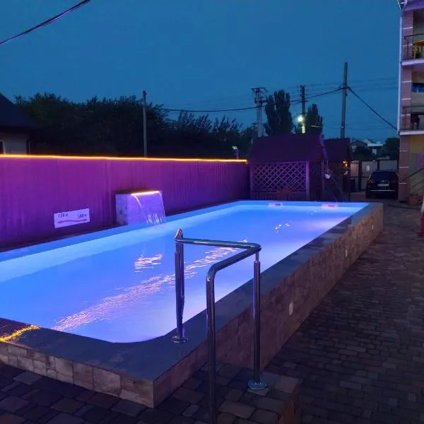 Solnechnaia Dacha，位于扎托卡的酒店