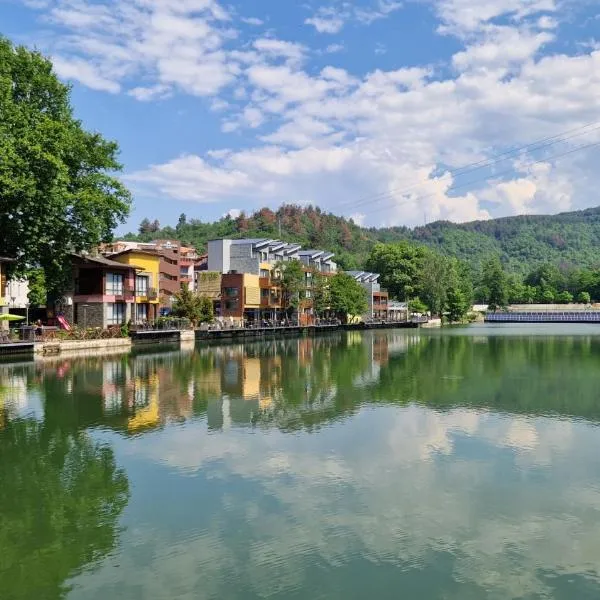 Waterside SPA Hotel，位于奥格尼亚诺沃的酒店