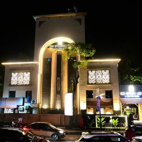 The Golden Arc，位于浦那的酒店