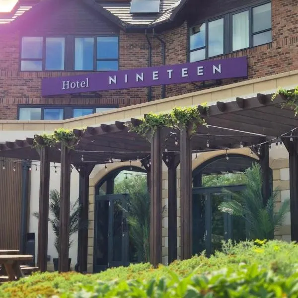 Hotel Nineteen，位于巴恩斯利的酒店