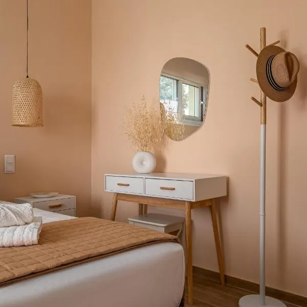 Dimelli Luxury Suites，位于埃尔米奥尼的酒店