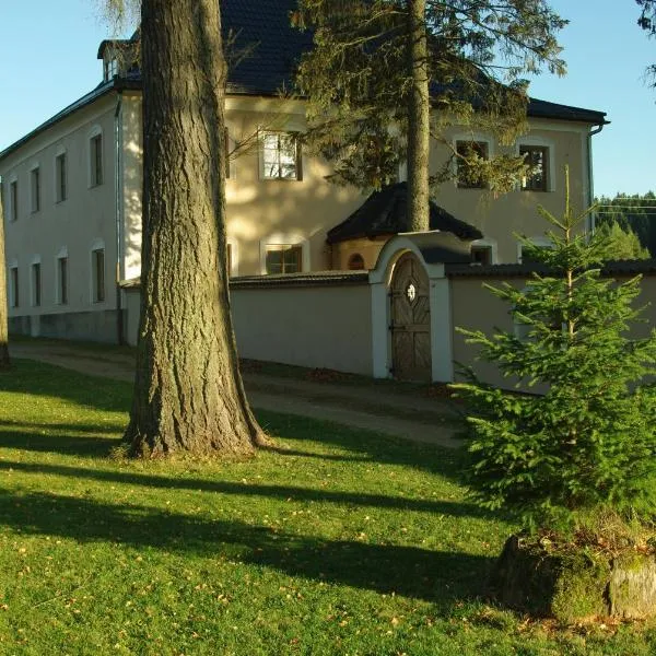 Penzion Zámeček，位于Křišťanov的酒店