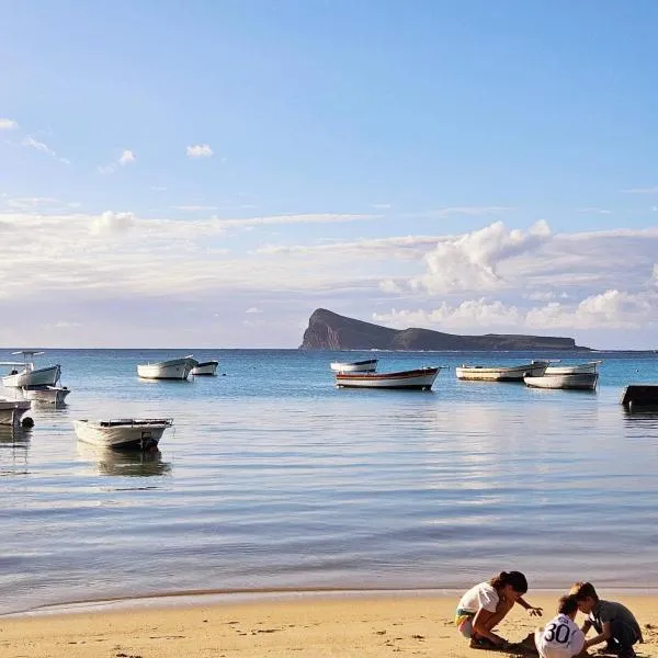 Play - Swim - Dive - Relax - Seaside Recharge，位于马勒勒角的酒店