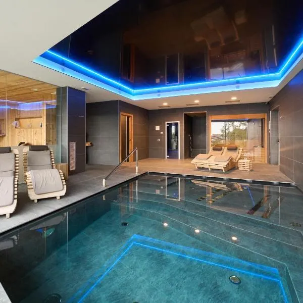 Albergo Moderno & Spa，位于菲皮诺瓦勒伊曼的酒店
