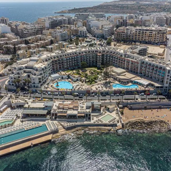 DoubleTree by Hilton Malta，位于圣保罗湾城的酒店