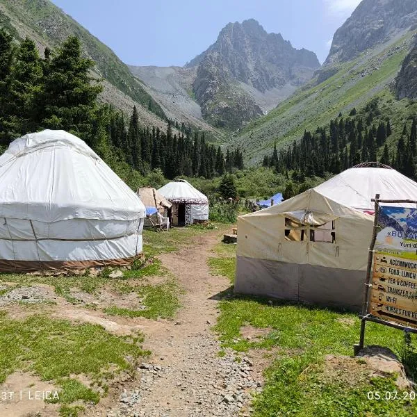 Bulak say YURT camp in Sirota，位于Altynarasan的酒店