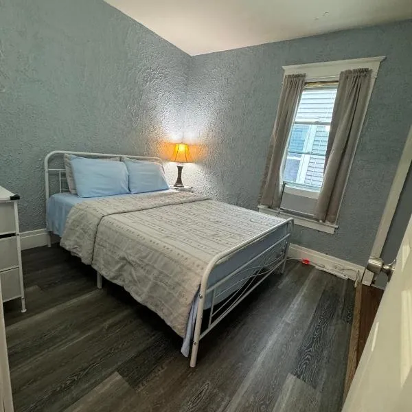 Charming 2-bedroom apartment with WiFi, fitness room in delightful Buffalo，位于布法罗的酒店