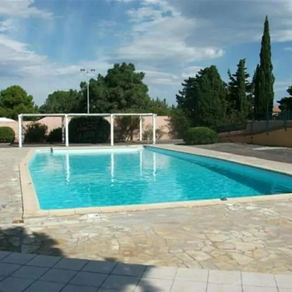 Escapade Parfaite Terrasse ensoleillée Piscine & Parking，位于Fitou的酒店