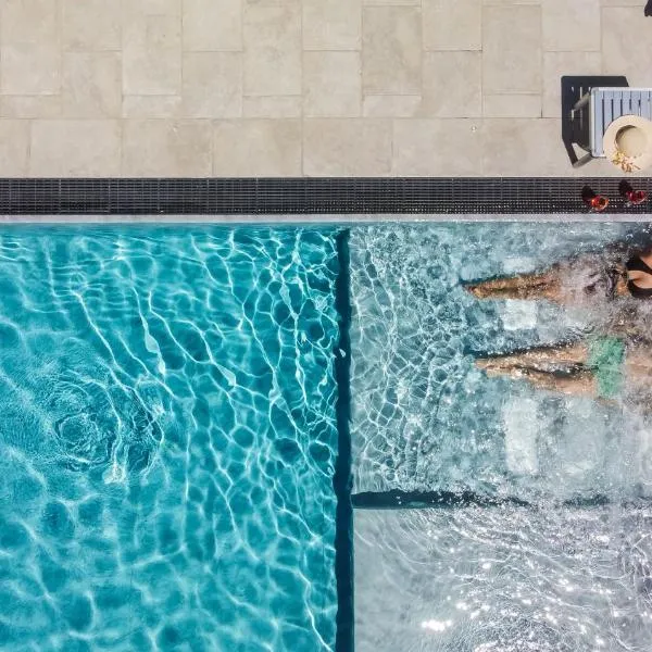 Hotel Rombino，位于丰特博兰达的酒店