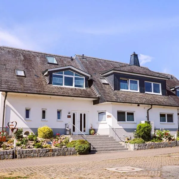 Ferienhaus Magasch，位于米滕瓦尔德的酒店