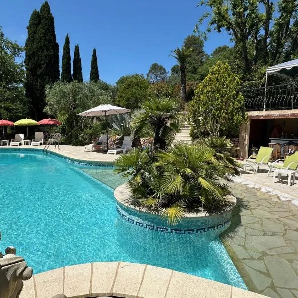 Chambre d'Hôte Charme et nature Provence，位于巴纽勒森林的酒店