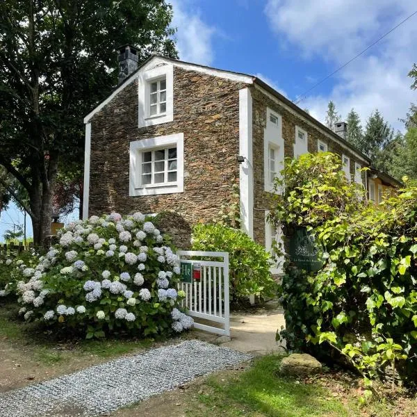 Hotel Rural La Casa del Burrero，位于卡斯特罗波尔的酒店