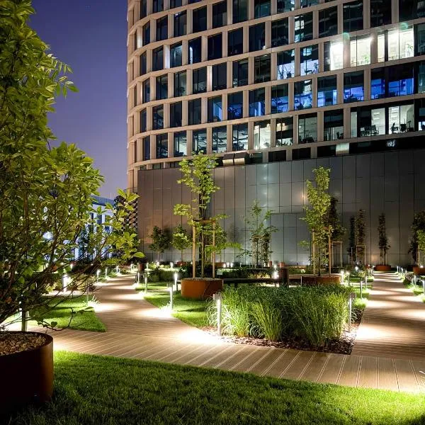 LaKru Apartments Global Office, Free Garage, Self Check-in，位于卡托维兹的酒店