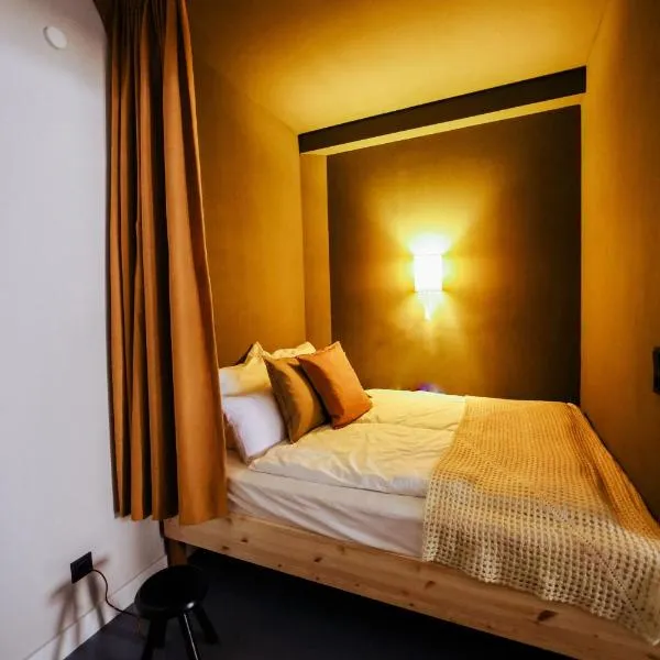 stilvoll, gemütlich und ruhig - Bad Kösen - salt apartments，位于萨勒河畔瑙姆堡的酒店