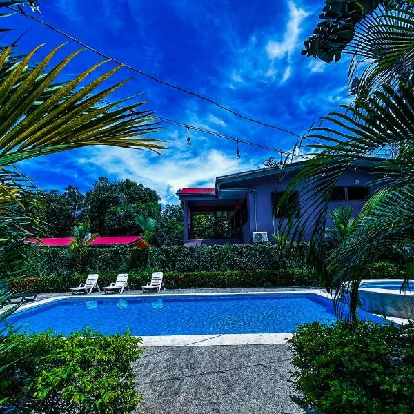 Iguana Lodge，位于别霍港的酒店