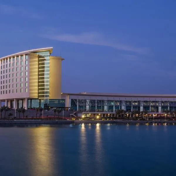 Bay La Sun Hotel and Marina - Emaar King Abdullah Economic City，位于Al Qaḑīmah的酒店