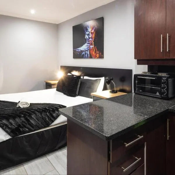 Fire and Ice Guesthouse Lephalale，位于Lephalale的酒店