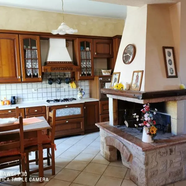 Casa Loggini，位于Sassofortino的酒店