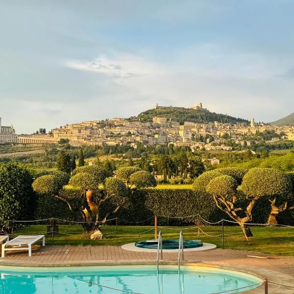 UNICA Assisi agri-charming house，位于阿西西的酒店