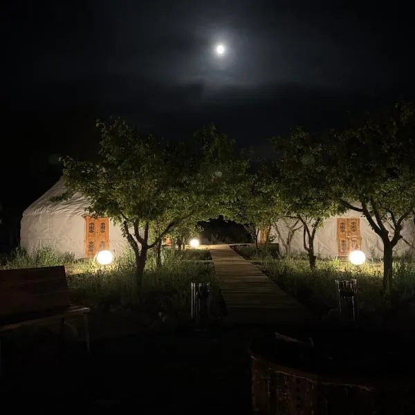 BarBulak Yurt Lodge，位于Bar-Bulak的酒店