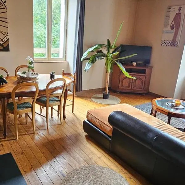 appartement entier, 2 chambres, 7 couchages, tout équipé，位于La Forest-Landerneau的酒店