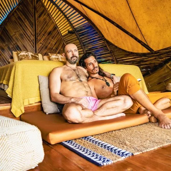 QASA Hotel and Retreat Center，位于San Luis的酒店