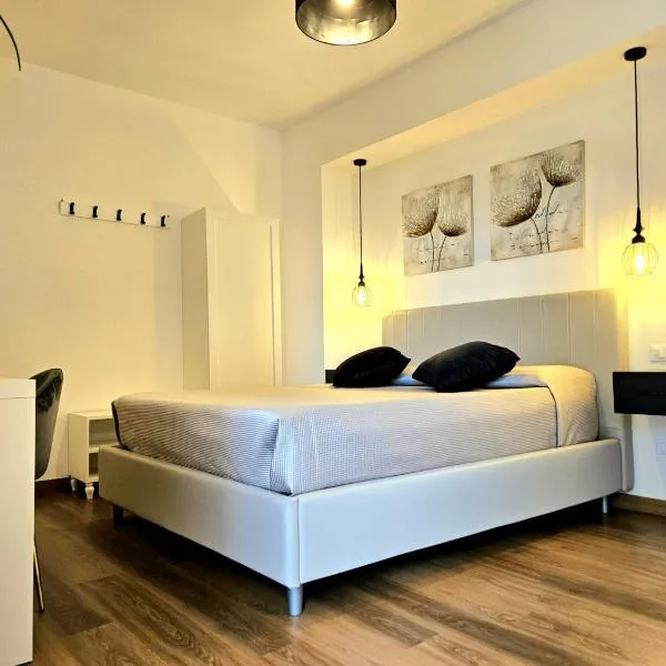N'Est - Camere di design in centro storico a Orosei，位于奥罗塞伊的酒店