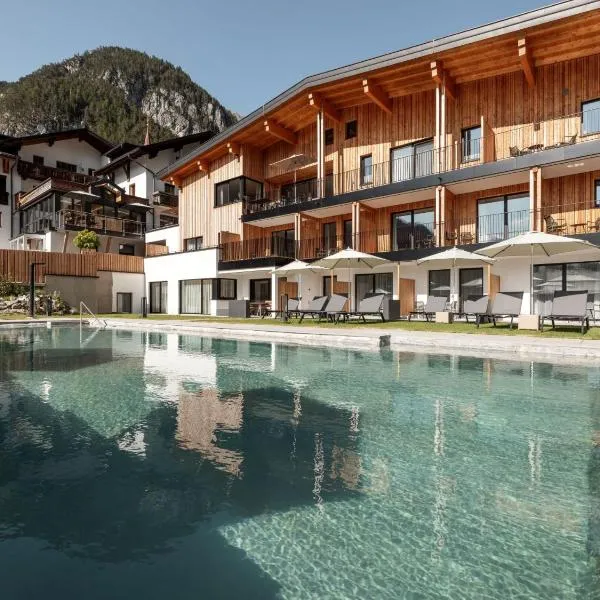 Hotel Traube，位于佩特诺伊阿尔贝格的酒店