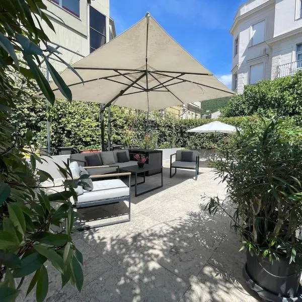 Opatija Loft with Rooftop Garden Terrace by the Beach，位于奥帕提亚的酒店