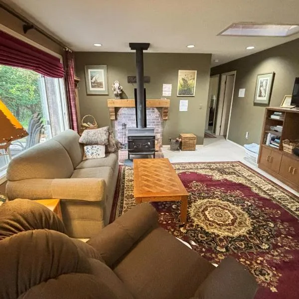 Cozy Cabin in McCall，位于麦考尔的酒店