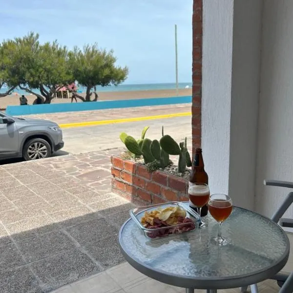 Lōla Beach House - Playa Unión，位于普拉亚欧尼恩的酒店