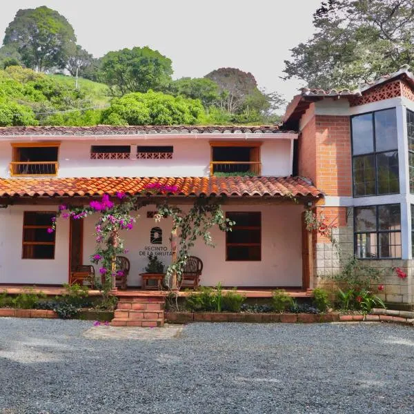 Finca Hotel Recinto de la Gruta，位于科帕卡瓦纳的酒店
