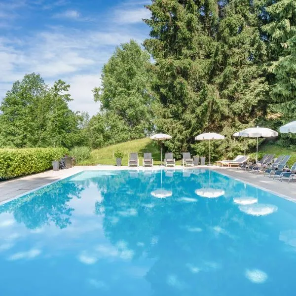 Romantik Hotel Die Gersberg Alm mit Panoramablick auf Salzburg und Outdoor Pool ab Mai，位于萨尔茨堡的酒店