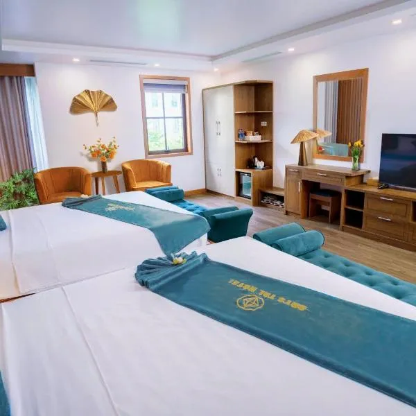 Crystal Holiday Ha Long Hotel，位于下龙湾的酒店