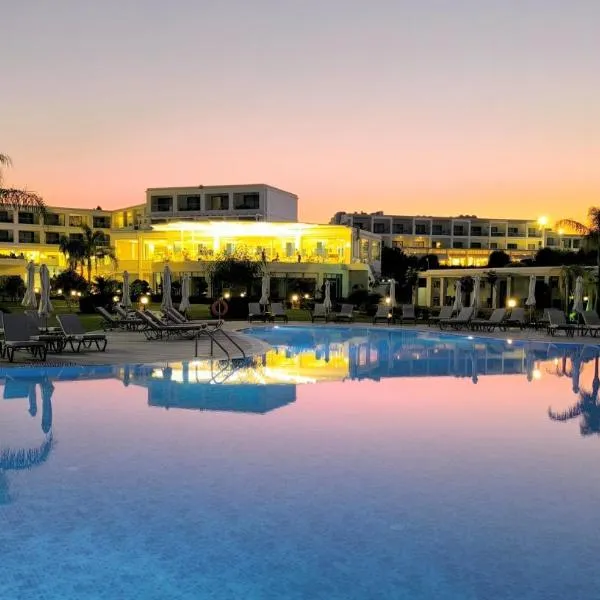 Asterias Beach Resort，位于阿凡杜的酒店